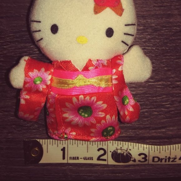 Vintage Sanrio McDonald's Hello Kitty Plush Japanese Kimono Clip Key - Picture 5 of 5
